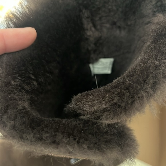 UGG Bailey button triplet boots in excellent used condition size 7 with box - Picture 15 of 17